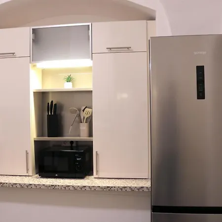 Lägenhet Yr-apartment-stadtzentrum-billardtisch-140qm-parkplatz *