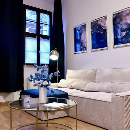 Yr-apartment-stadtzentrum-billardtisch-140qm-parkplatz