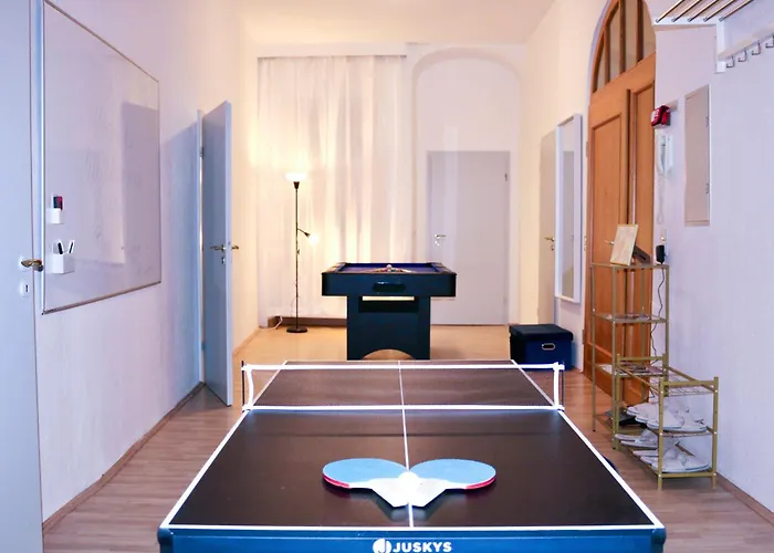Yr-apartment-stadtzentrum-billardtisch-140qm-parkplatz