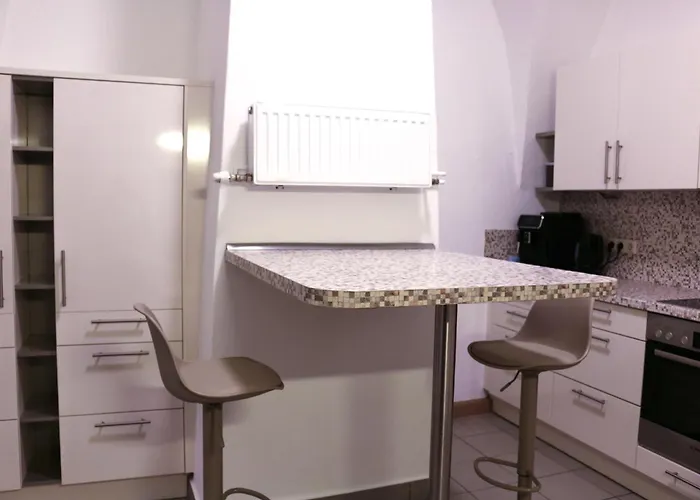 Yr-apartment-stadtzentrum-billardtisch-140qm-parkplatz Apartamento